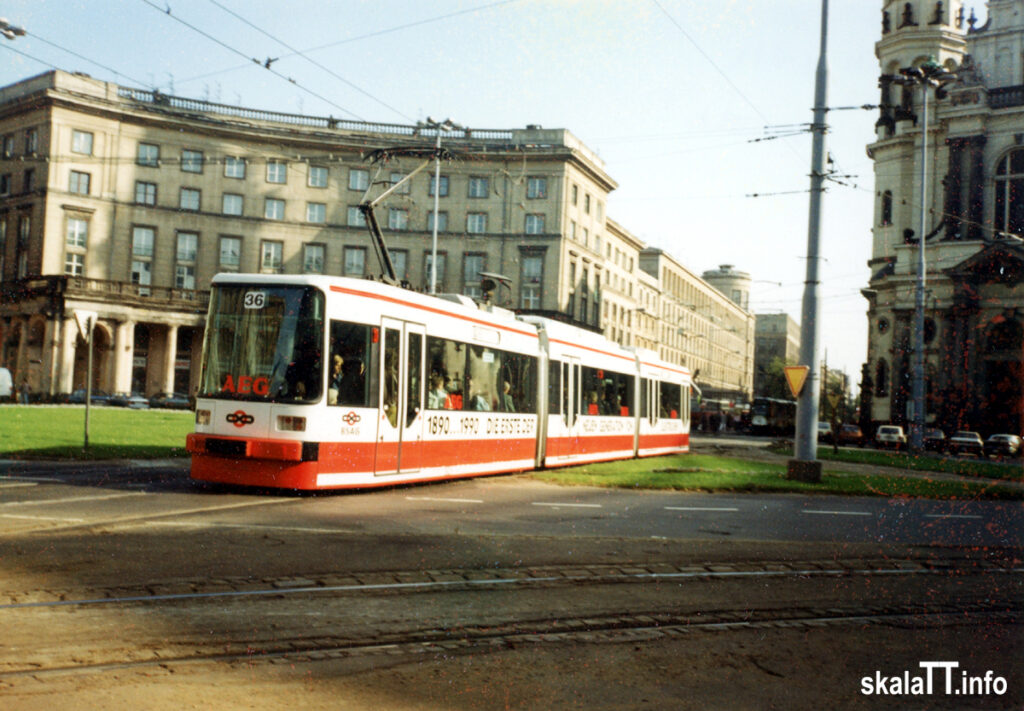 Wagon NGT6-801 z BSAG w Bremie. Warszawa, plac Zbawiciela, 23.09.1992.